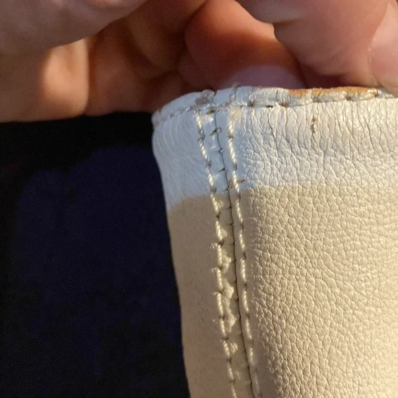 Micheal kors off-white purse - Picture 5 of 12